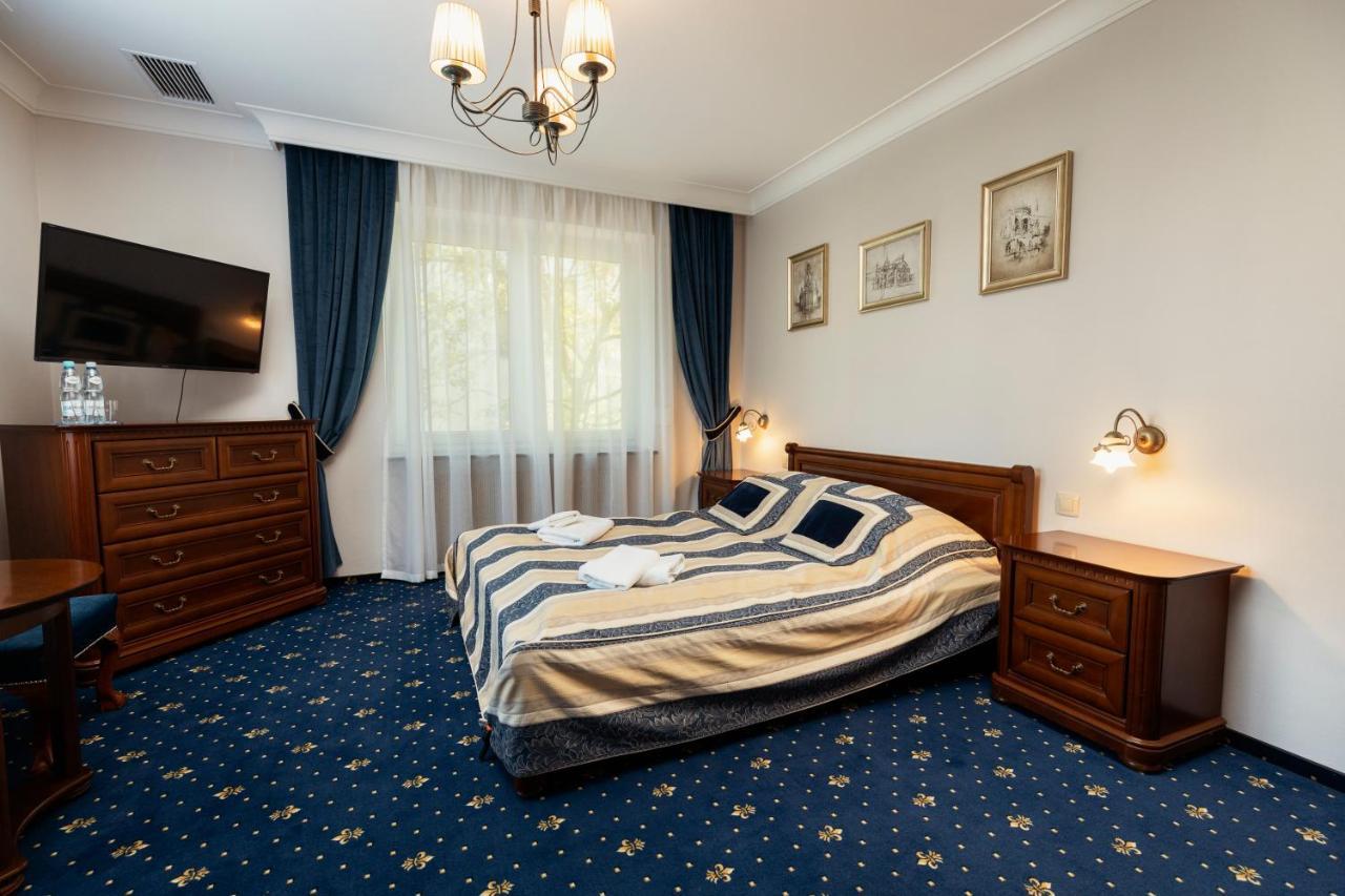 بوزنان Villa Toscania-Check In 24H المظهر الخارجي الصورة