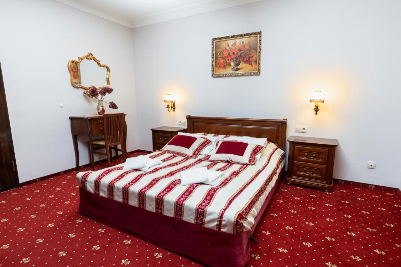 بوزنان Villa Toscania-Check In 24H المظهر الخارجي الصورة