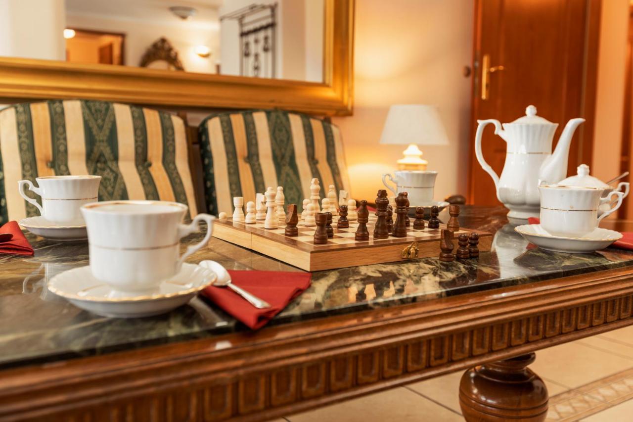 بوزنان Villa Toscania-Check In 24H المظهر الخارجي الصورة